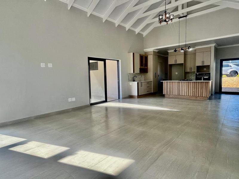 3 Bedroom Property for Sale in Reebok Western Cape